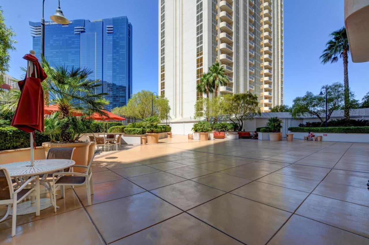 Mgm Signature-28-705 F1 Track & Strip View Balcony ลาสเวกัส ภายนอก รูปภาพ